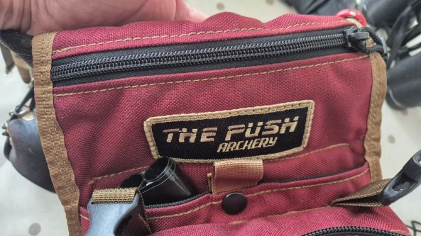 close up showing arrow tubes